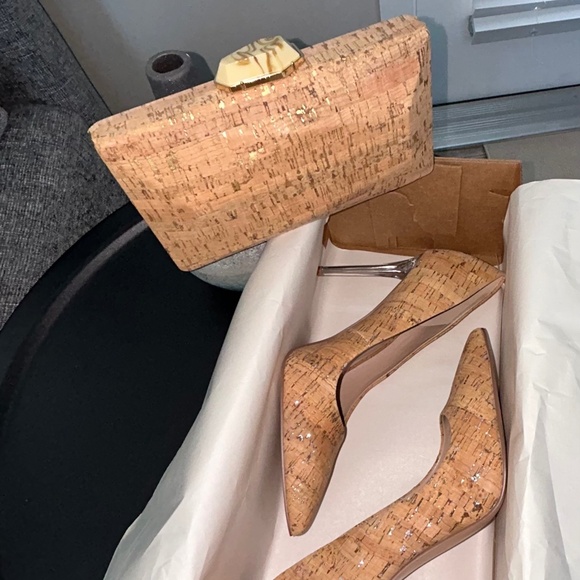 Tan Heels (Size 9 & Clutch)🤎 - Picture 1 of 6